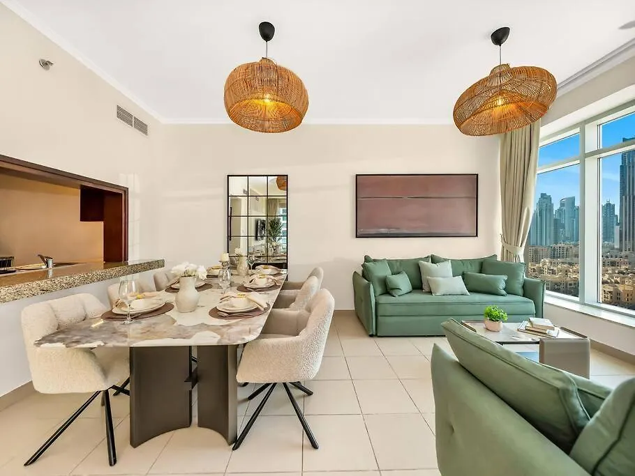 Holiday home 2Br Burj Khalifa View In Downtown Dubai Villa