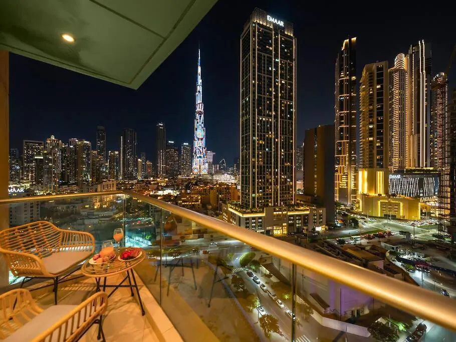 2Br Burj Khalifa View In Downtown Dubai Villa