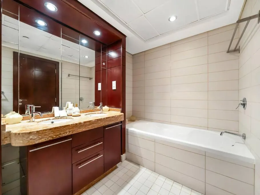 Holiday home 2Br Burj Khalifa View In Downtown Dubai Villa