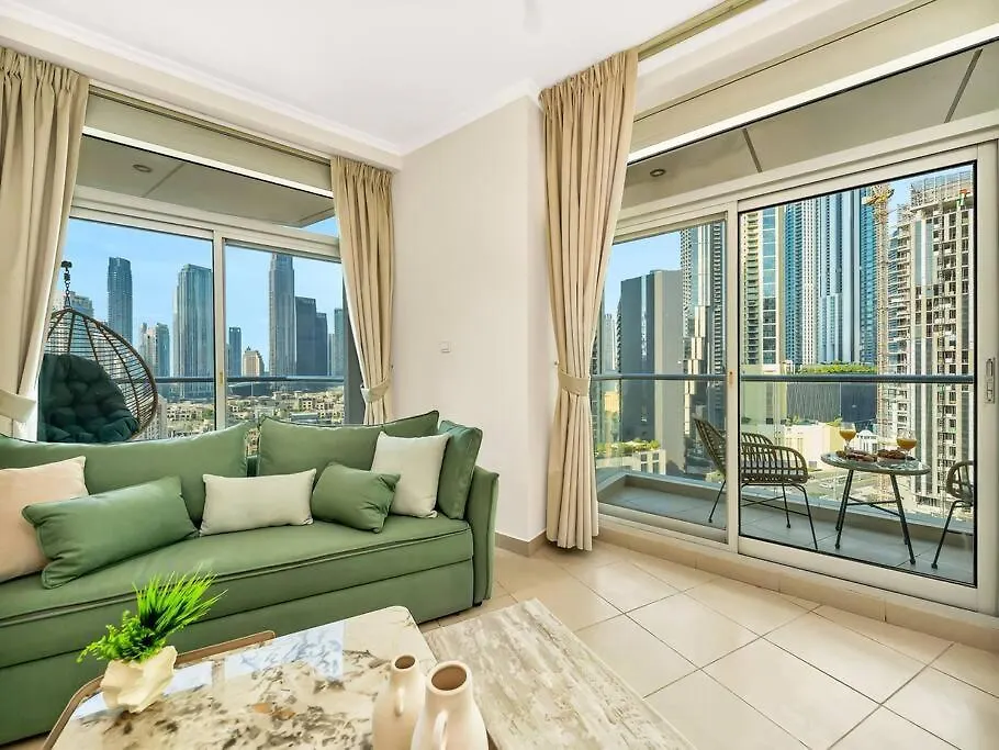 2Br Burj Khalifa View In Downtown Dubai Villa